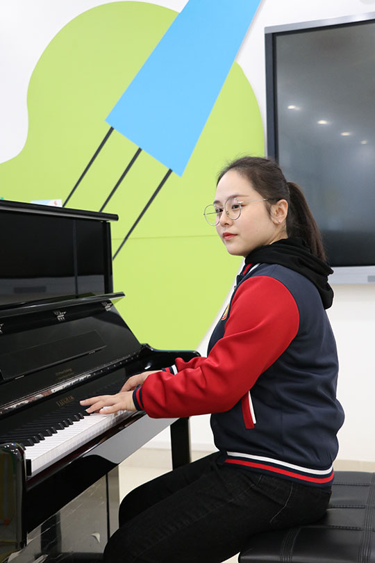 语文老师李芸汐.jpg